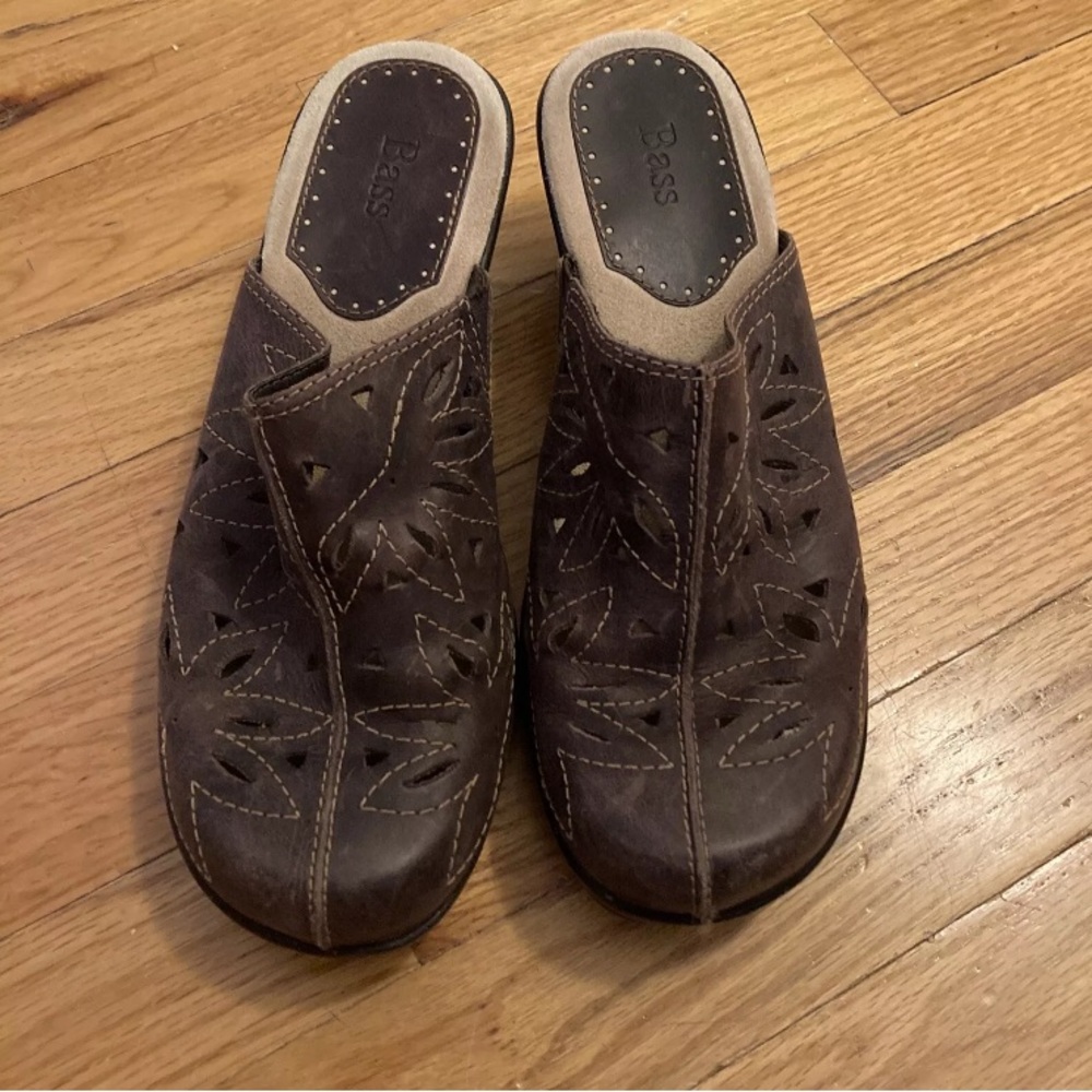Bass Women’s Brown Leather Cut-Out Slip-On Mules Sz 7